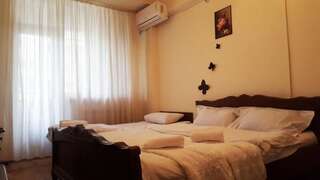 Хостелы F & F Hostel Ереван Стандартный трехместный номер-6