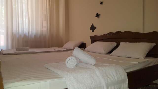 Хостелы F & F Hostel Ереван-6